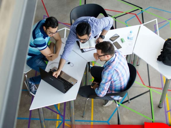 Network Early: Effective Networking Strategies for College Students Network Early: Effective Networking Strategies for College Students